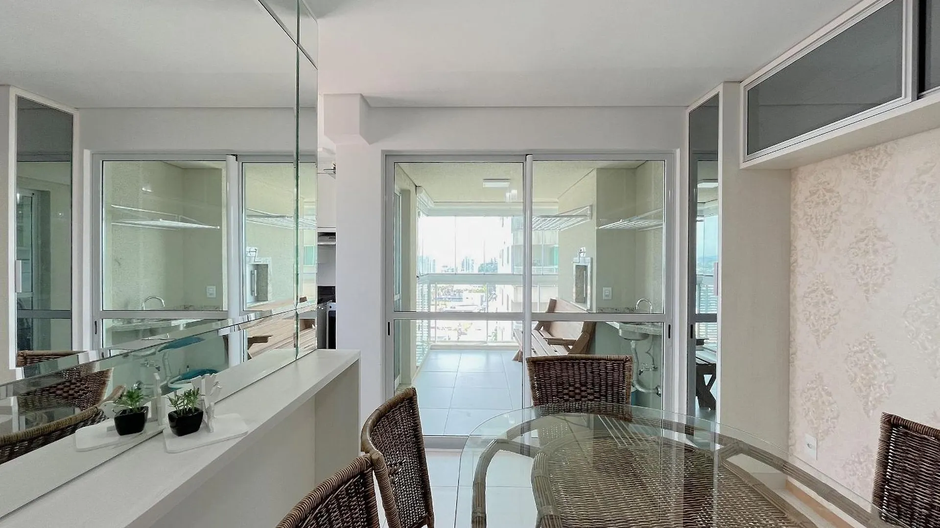 Apartamento Bali Beach Picarras - Condominio Resort